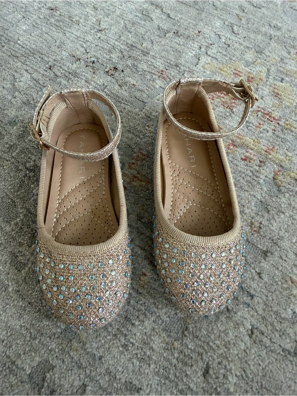 Tahari Girls Size 6 Gold Glitter Rhinestone Mary Jane Dress Shoes